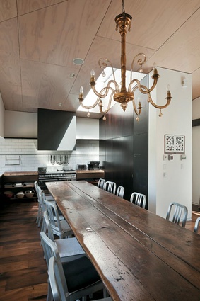 Queenstown House by Thom Craig architect.