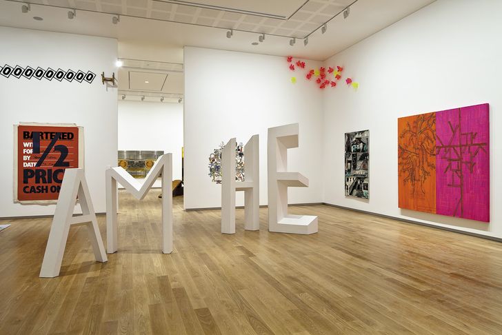 A collection of new gallery spaces occupy the heart of the building.