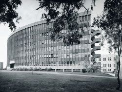 J. D. Story Administration Building, University of Queensland, 1963. Image: University of Queensland photographer. 