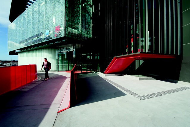 UTAS Institute for Marine & Antarctic Studies by John Wardle Architects + Terroir, in association.