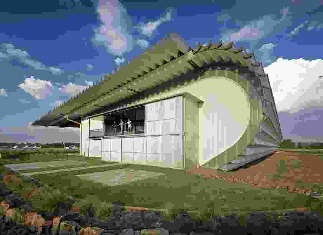 The Hangar – Peter Stutchbury Architecture.