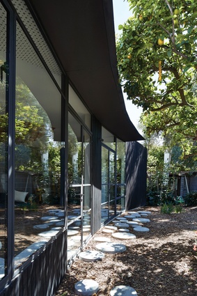 Garden Pavilion (Vic) by BLOXAS.