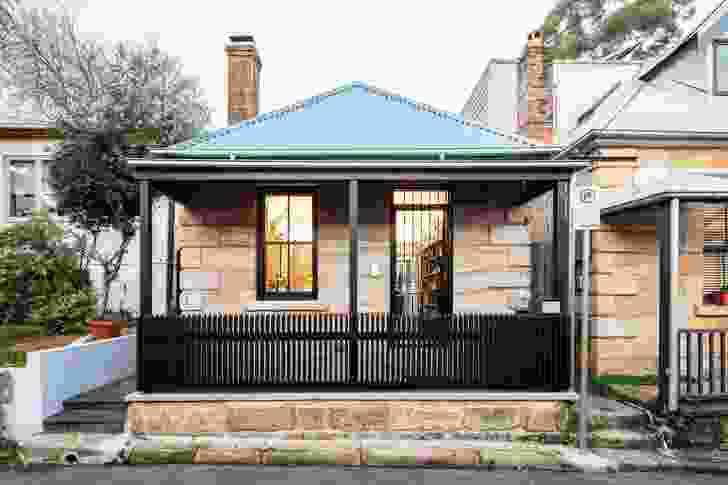 The original worker’s cottage has been restored in a manner that acknowledges its historic value.