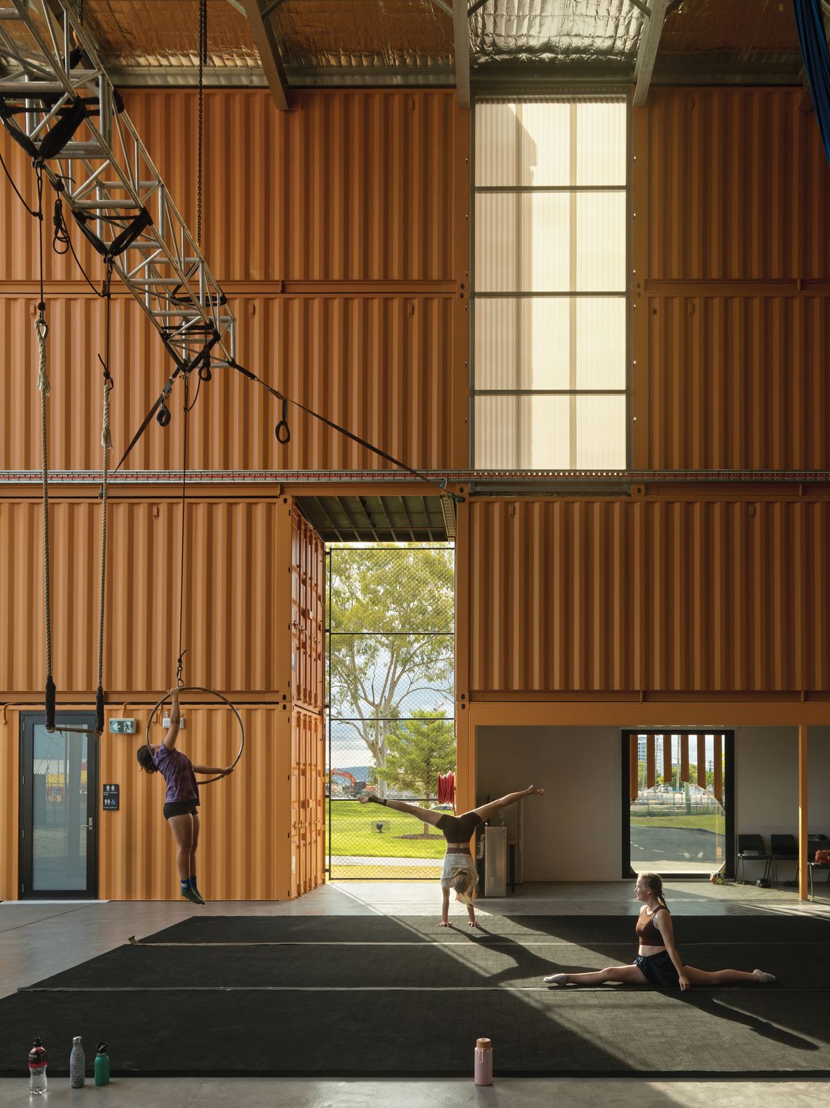 Building Peripheri Flipside Circus’s Brisbane Circus Centre by Blok Modular | ArchitectureAu