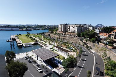 View north from the corner of Harris Street and Pirrama Road. The park’s waterfront promenade is an important link in the open space that extends from Glebe to Rushcutters Bay.