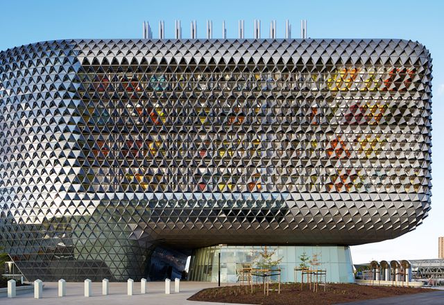 South Australian Health and Medical Research Institute by Woods Bagot.