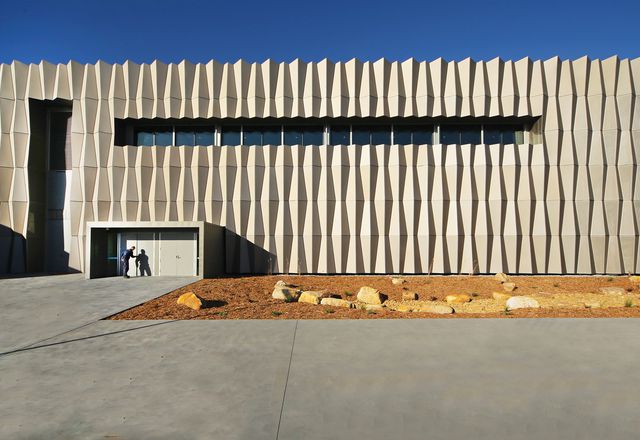 Geelong Grammar School, School of Performing Arts and Creative Education by Peter Elliott Architecture and Urban Design.