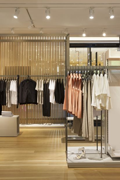 Functional and tactile: the new COS Melbourne store | ArchitectureAu