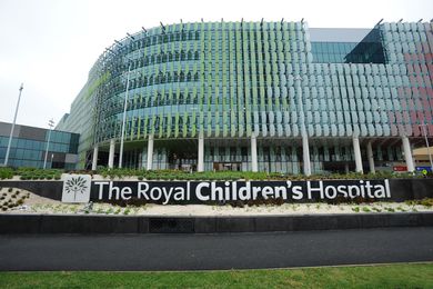 Photo of the front of The Royal Children's Hospital, Melbourne by Whatmov, licensed under  CC BY-SA 3.0   