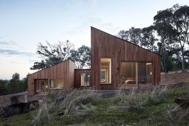Two Halves House by Moloney Architects.