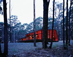 Wheatsheaf (16/06/04, 4:48 pm). Photograph of Wheatsheaf House by Jesse Judd Architects.