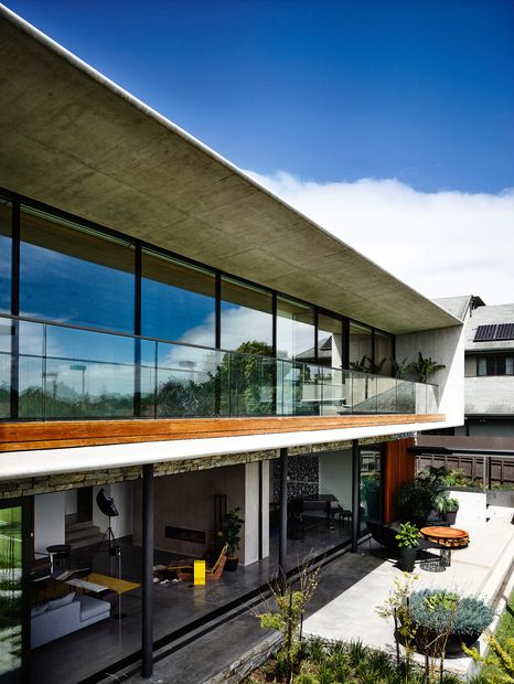 Layer by layer: Concrete House | ArchitectureAu