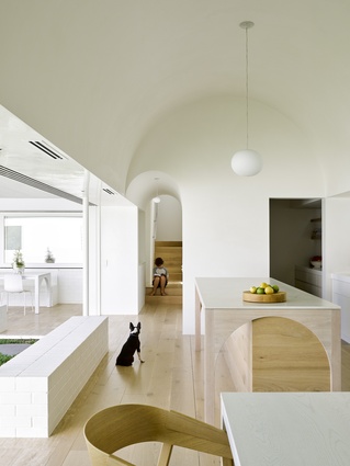B and B Residence (Qld) by Hogg and Lamb.
