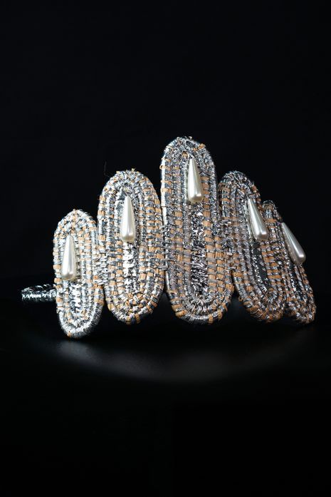 Lovers Knot Crown (2022), part of the Crown Jewels collection.