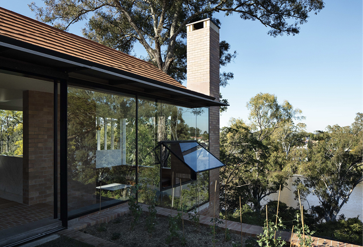 Riverbank House / Wilson Architects