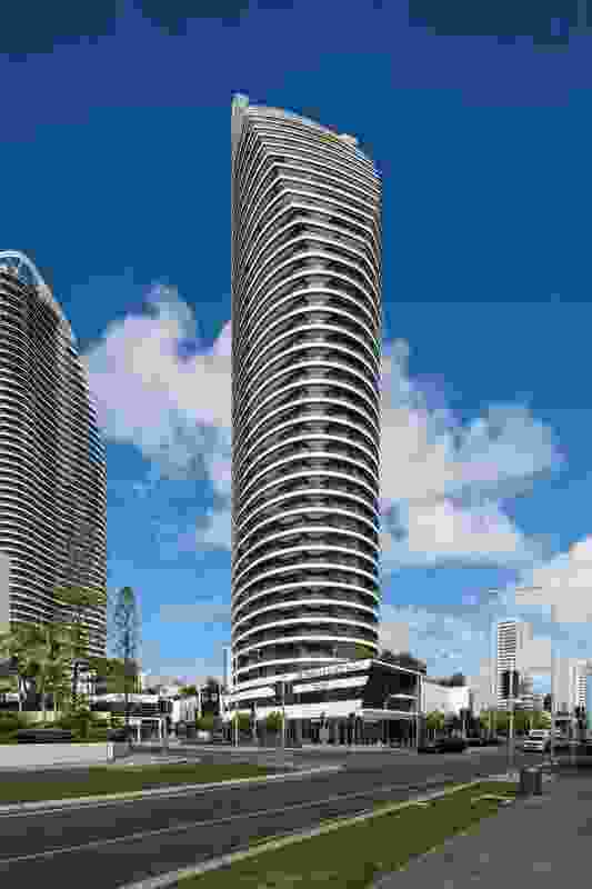 Oracle west tower (2010) by DBI Design, Surfers Paradise.