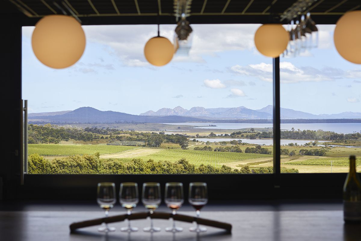 Devil’s Corner debuts new cellar door expansion ArchitectureAu