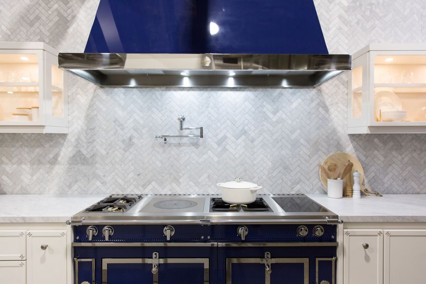 French Luxury La Cornue cookers now available at E&S Trading