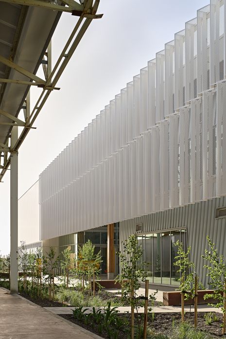 Tonsley Technical College and Flinders Factory of the Future – Das Studio.
