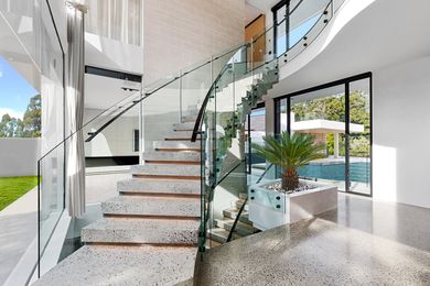 Glasshape curved glass for Sky Garden House staircase