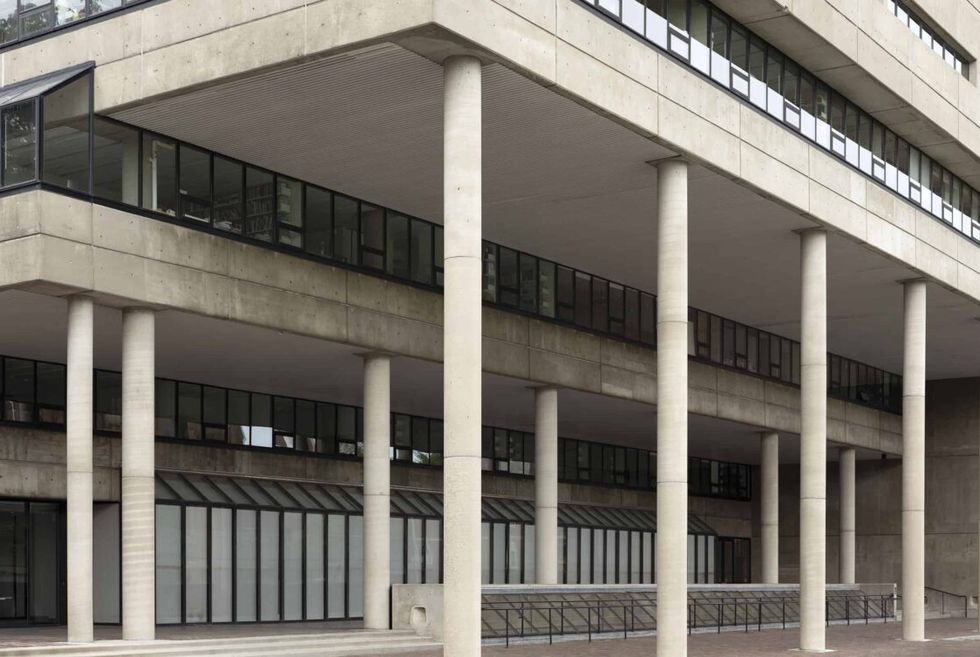 John Andrews Architect of Sense ArchitectureAu