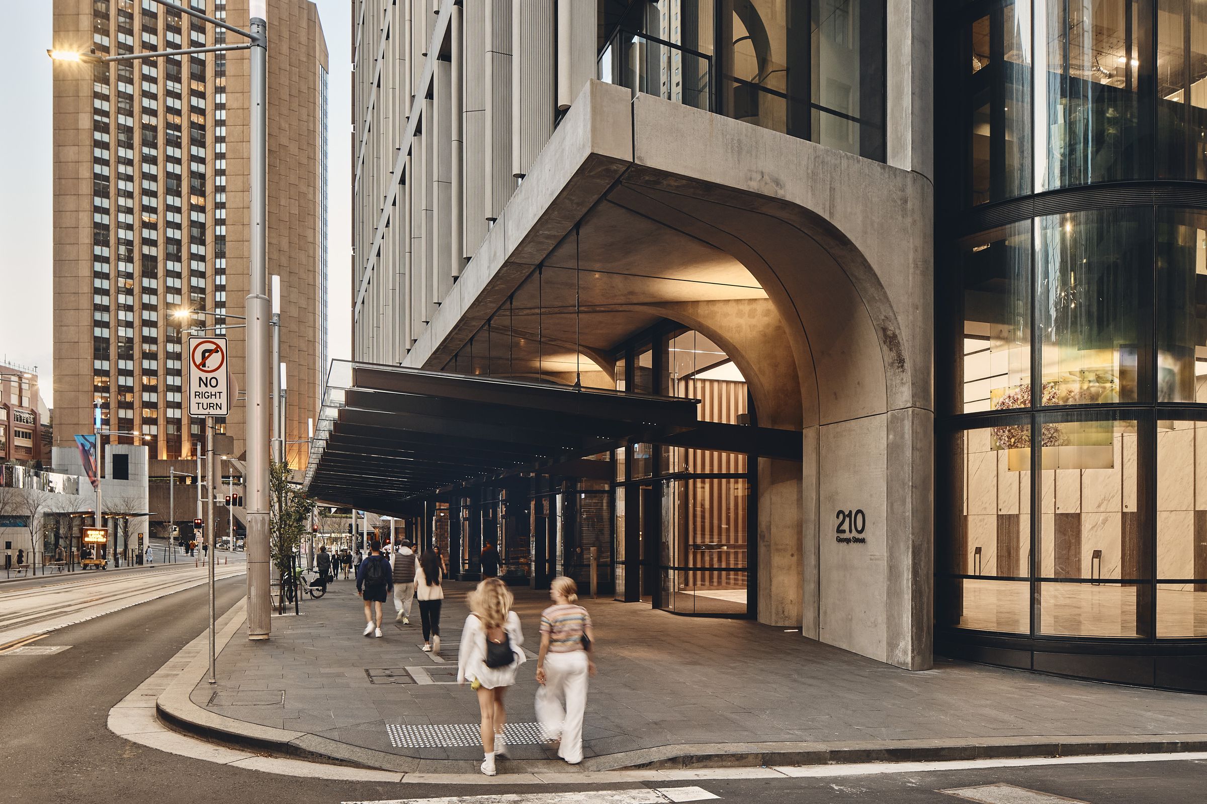 Grimshaw completes ‘sculptural’ Sydney tower | ArchitectureAu