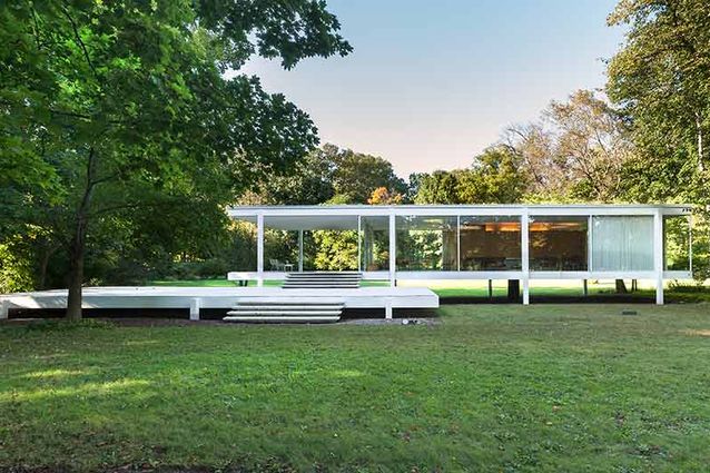 MIES VAN DER ROHE FARNSWORTH HOUSE ミース Mies van der Rohe's Farnsworth House Faces an Uncertain