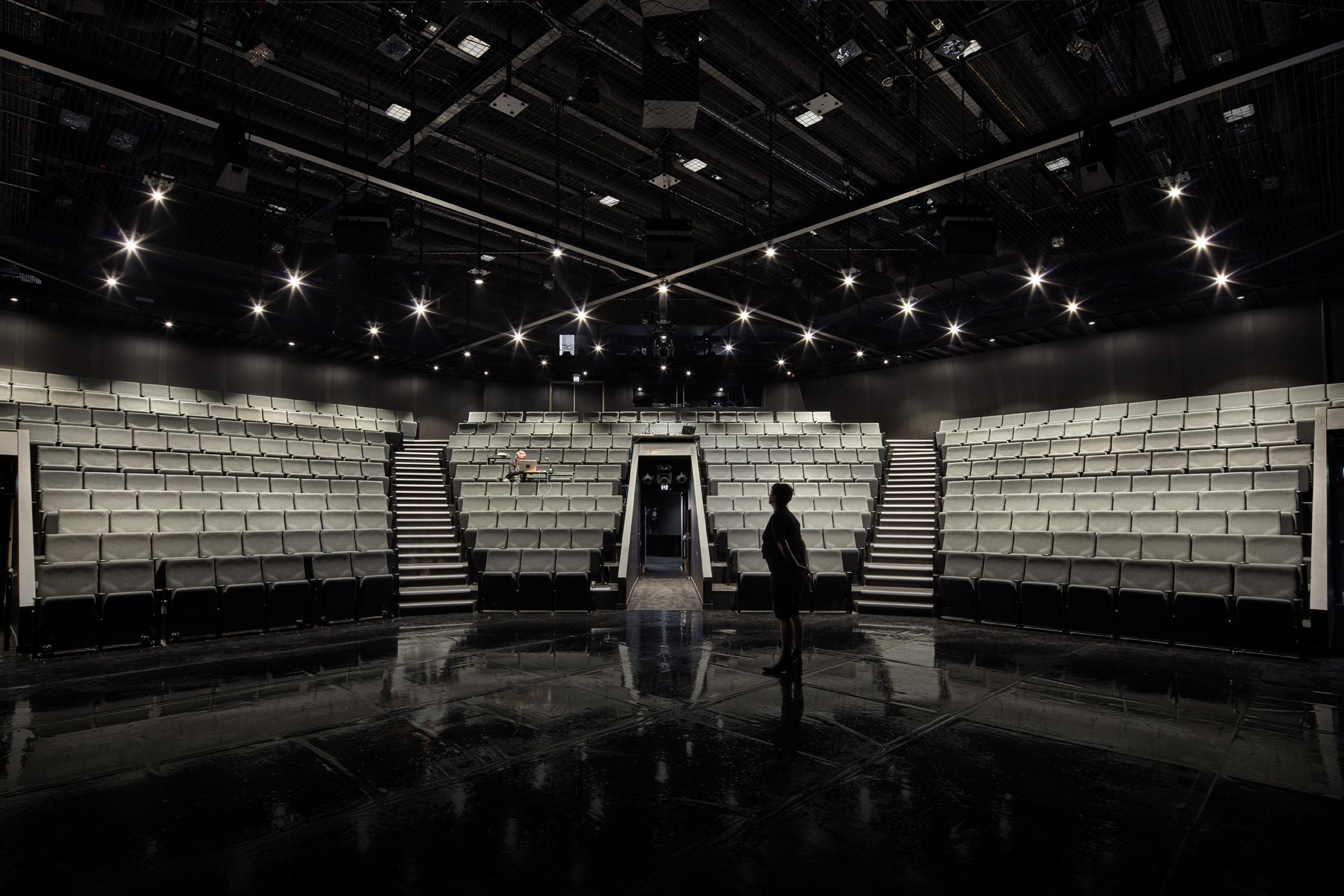 Dramatic facelift for home of Queensland Theatre | ArchitectureAu