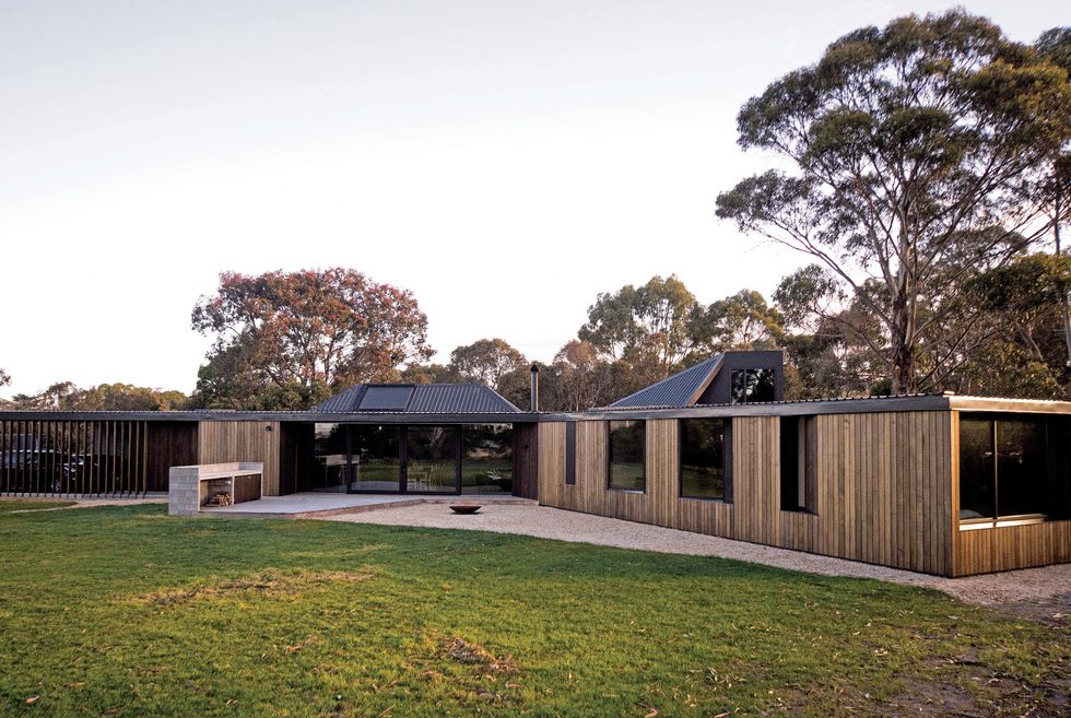 Up the line: Lagoon House | ArchitectureAu